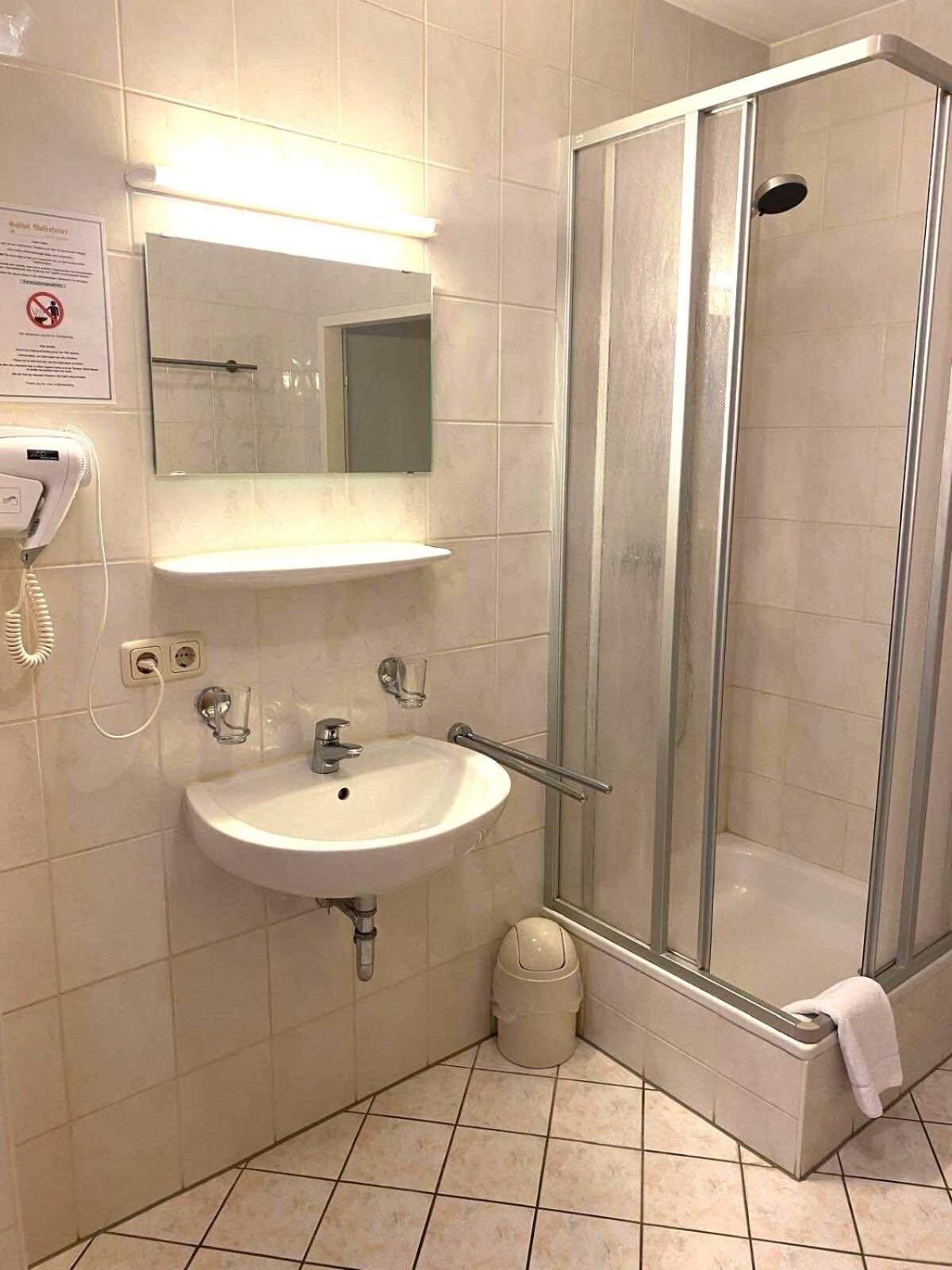 Gasthof Wolferstetter Vilshofen an der Donau Zimmer foto