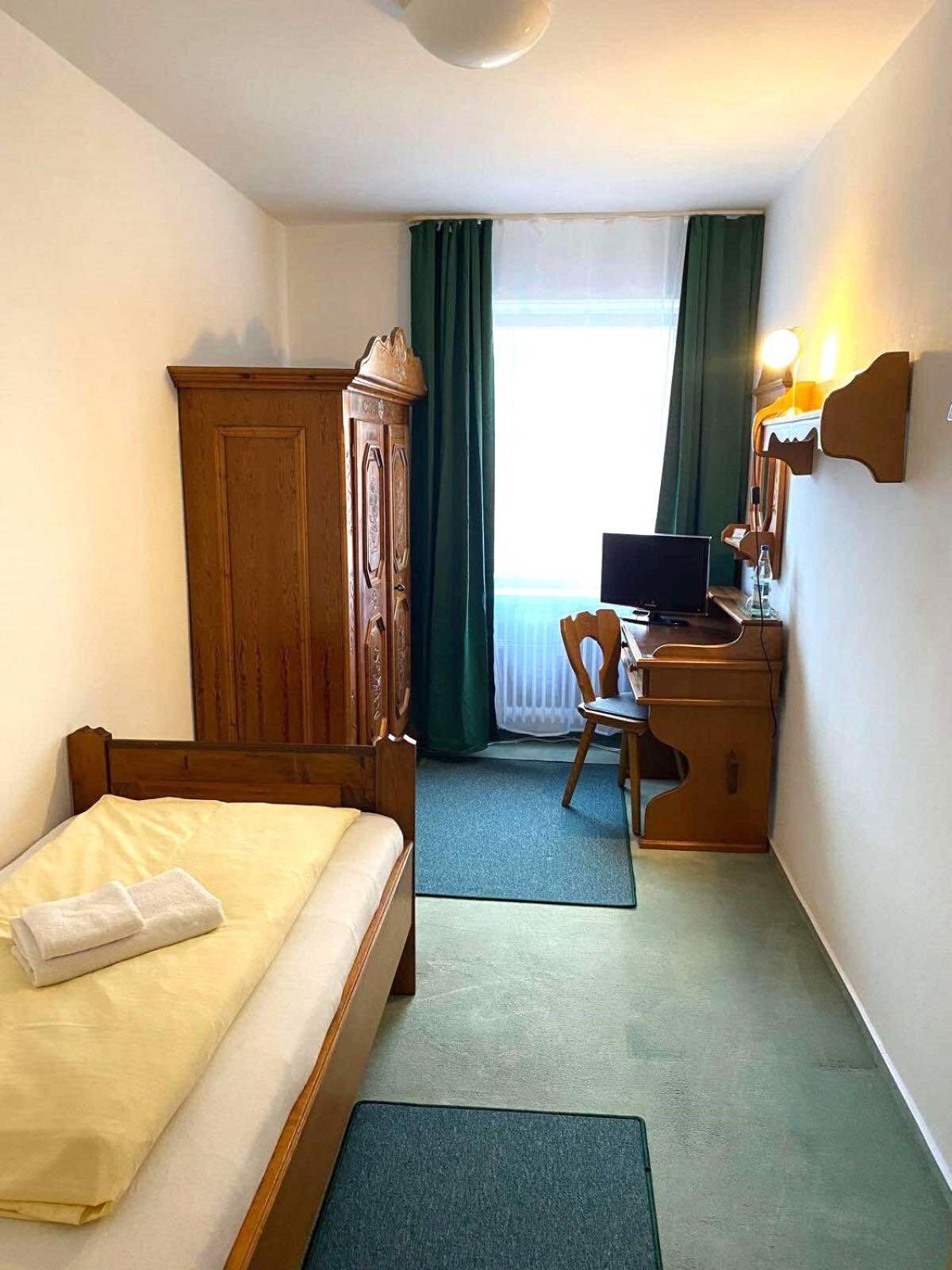 Gasthof Wolferstetter Vilshofen an der Donau Zimmer foto